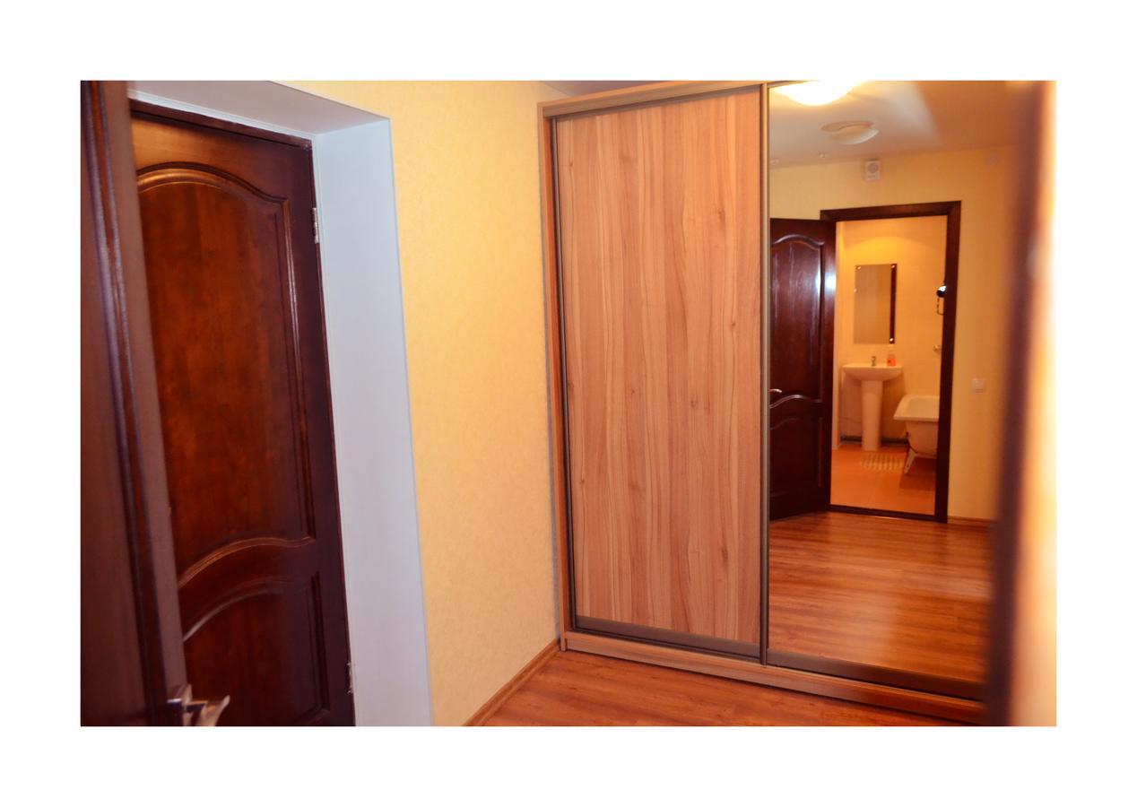Hotel Oktyabrskaya Gomel Exterior photo