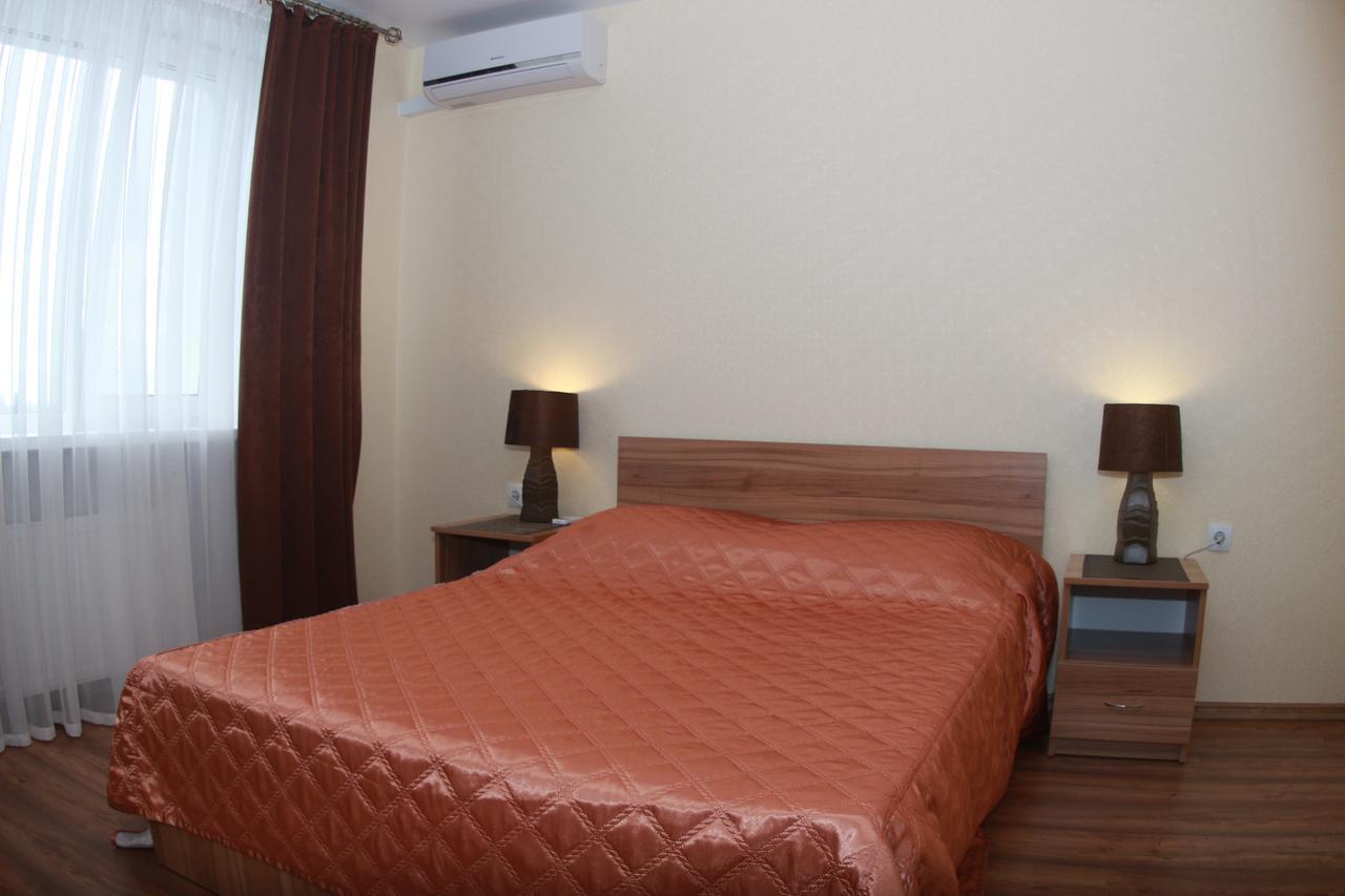 Hotel Oktyabrskaya Gomel Exterior photo